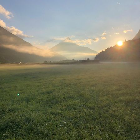 Apart Alp Line Mils bei Imst Exterior foto