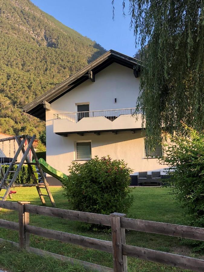 Apart Alp Line Mils bei Imst Exterior foto